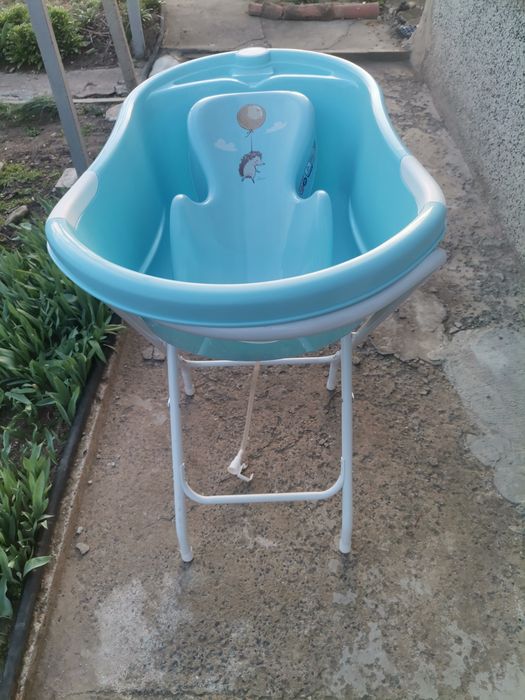 Бебешко корито със стойка