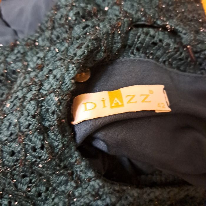 Вечерный платье 2000₸ срочна