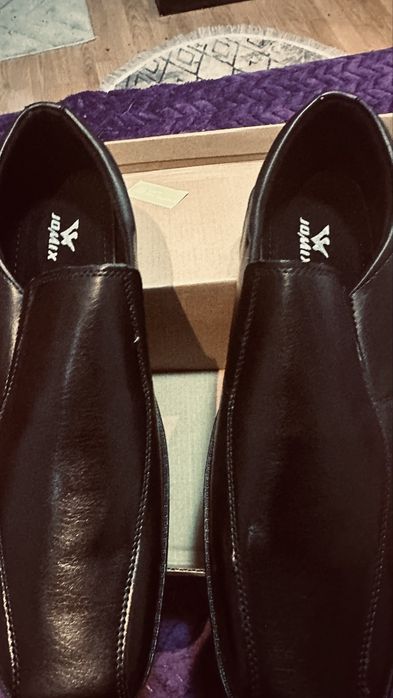 Pantofi barbati piele naturala noi in cutie