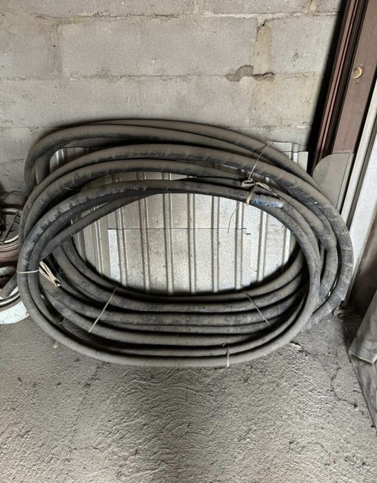 Продаются шланги для полива , шпалы , стекловата , сетка рябица