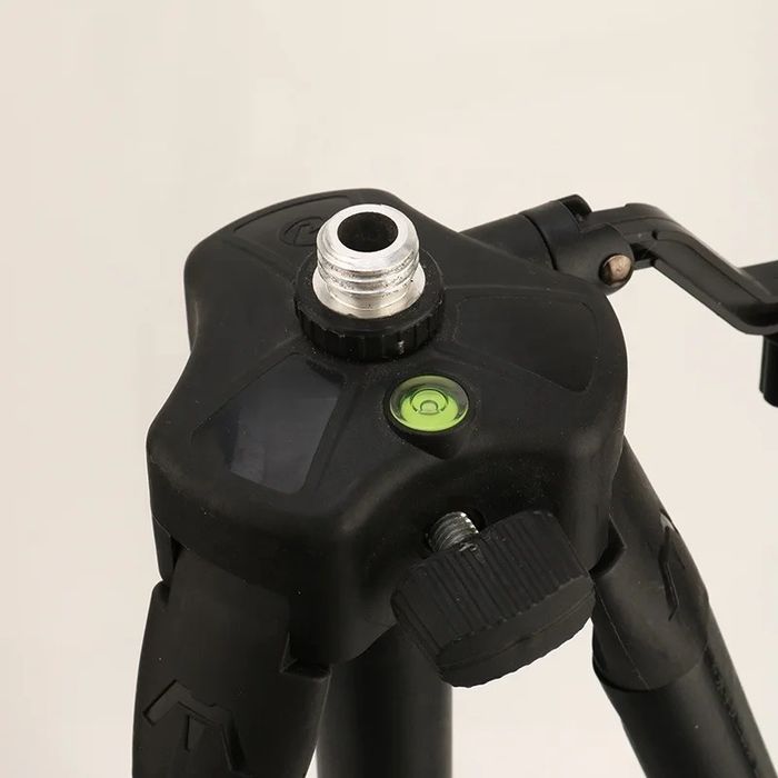 Trepied nivela laser / camere foto video , filet 3/8inch