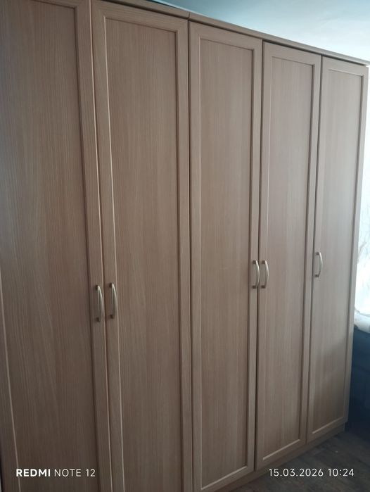 продам шкаф угловой