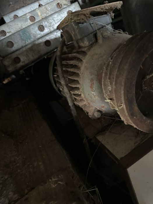 Трифазен електромотор