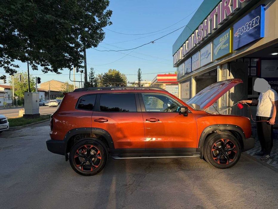 Haval Dargo full pozitsiyasi salonda 430 mln (399 mln ligimas)