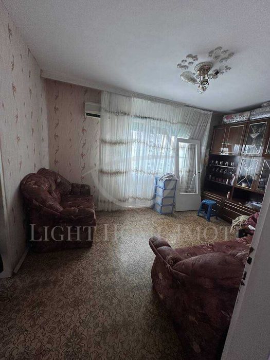 Продава се Двустаен апартамент в Пловдив, Изгрев - 60 кв.м за 595 €/кв.м - Снимка #2