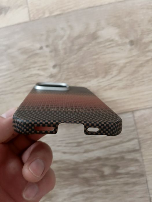 Apple 16 pro оригинал чехол