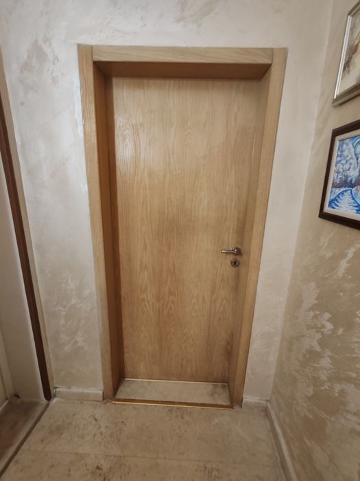 Интериорна врата Перла със стъкло о още 2 врати о