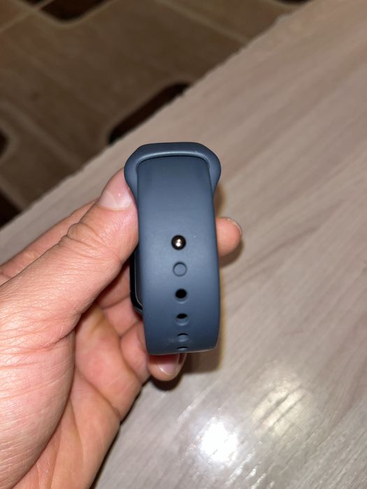 Apple Watch SE срочно