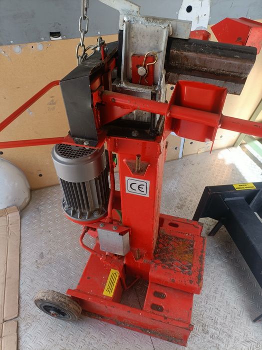 Despicător de lemne/ spărgător de lemne  trifazic Vogesenblitz Amr