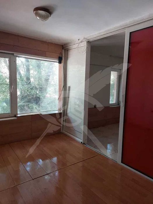 ЕКСКЛУЗИВНО ! Двустаен апартамент в жк Банишора № 85057