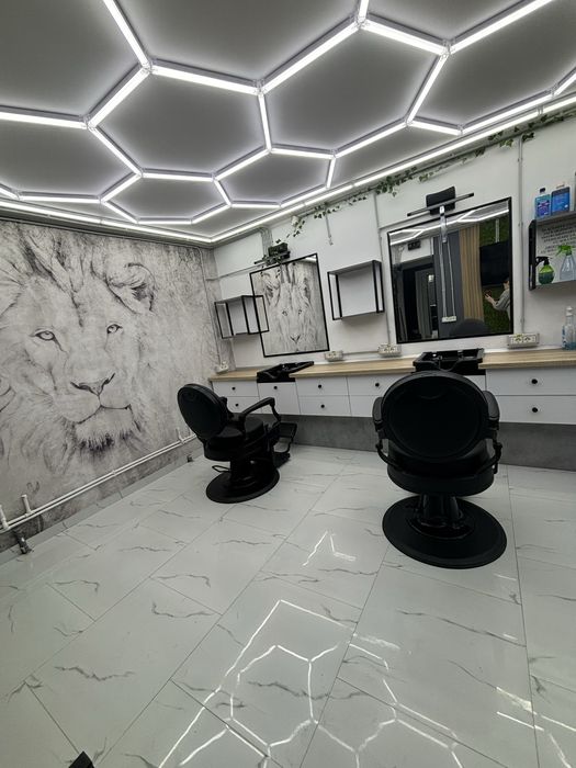 Posturi de inchiriat!