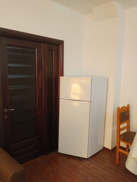 Închiriez garsonieră