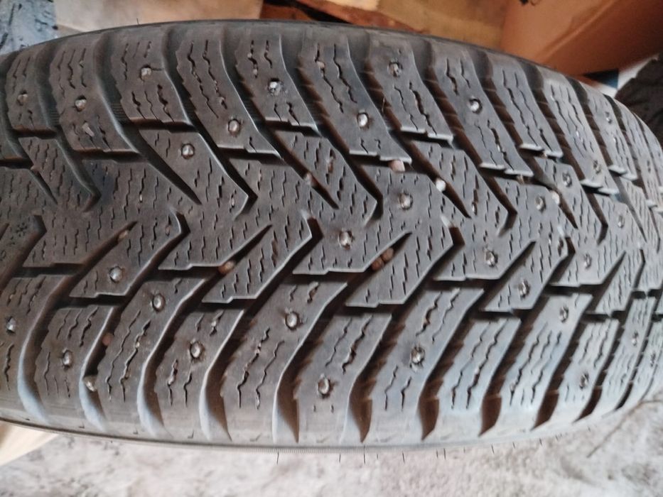 Шины зимние 225/60/18
