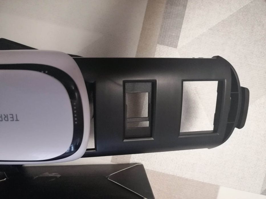 VR 3D очила    .