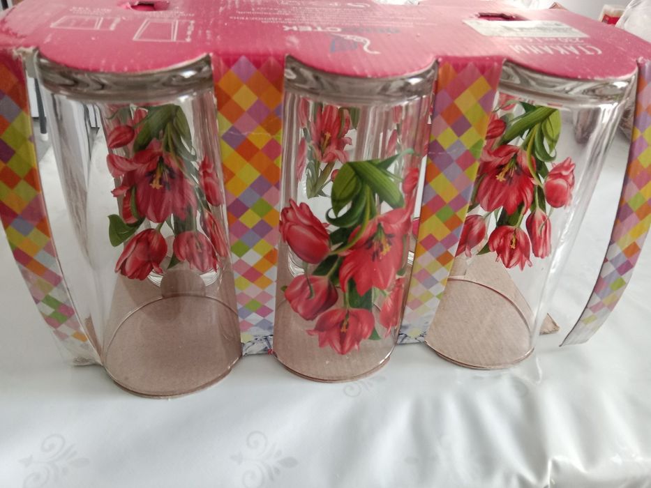 Бокалы красивые для 8 марта