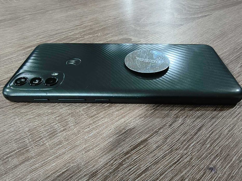 Мобилен телефон Motorola G40