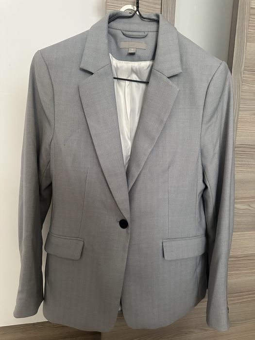 Дамско сиво сако h&m