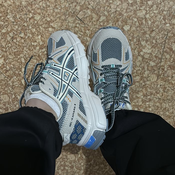 кроссовки асиксы