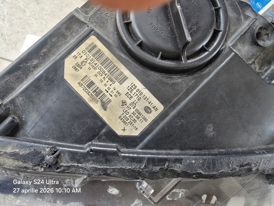 Far bmw f10 NFL BIXENON ADAPTIV  AN 2011 stanga fata