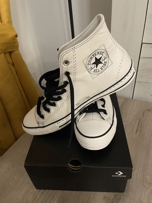 Gheata piele Converse