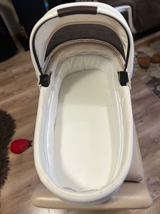 Cybex кош за новородено Cot s lux