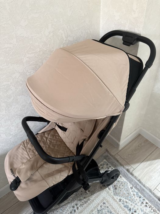 прогулочную коляску Easywalker Jackey