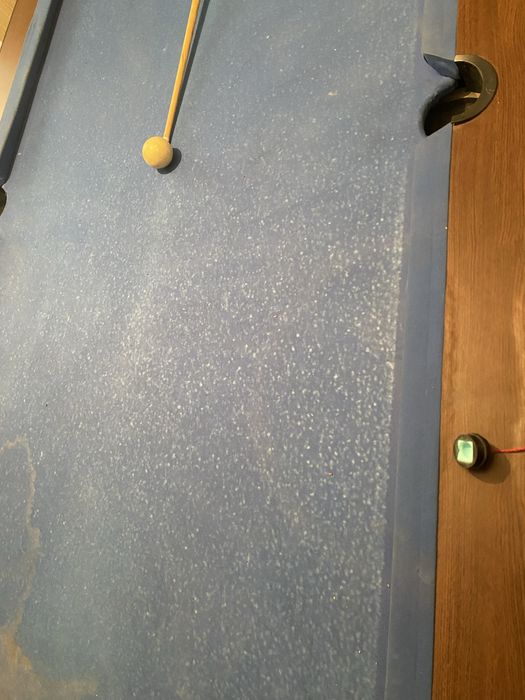 Vand biliard cu mici defecte estetice