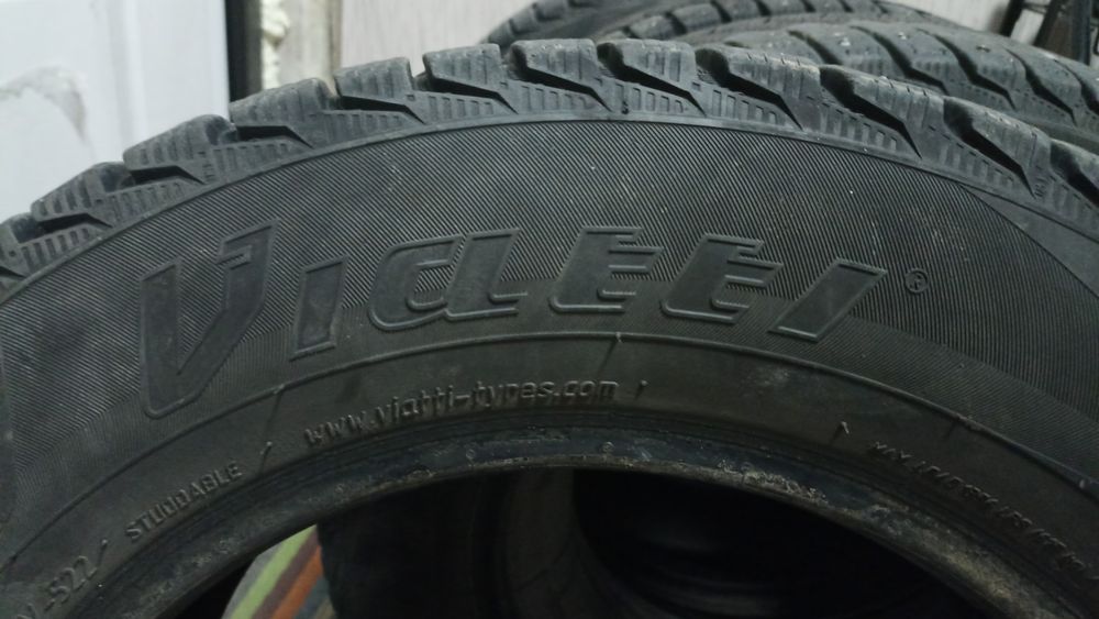 Продам резину Viatti