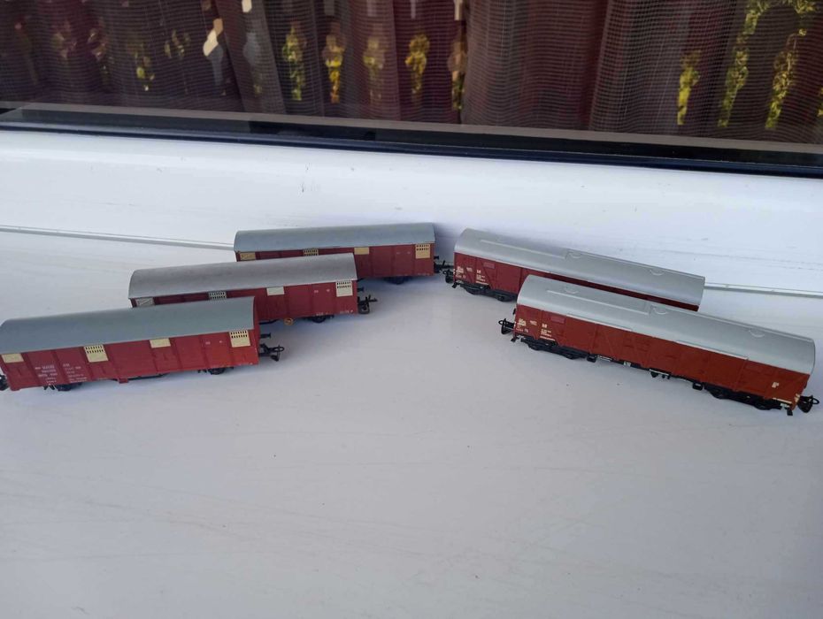 Влакчета ТТ железопътни модели мащаб ТТ