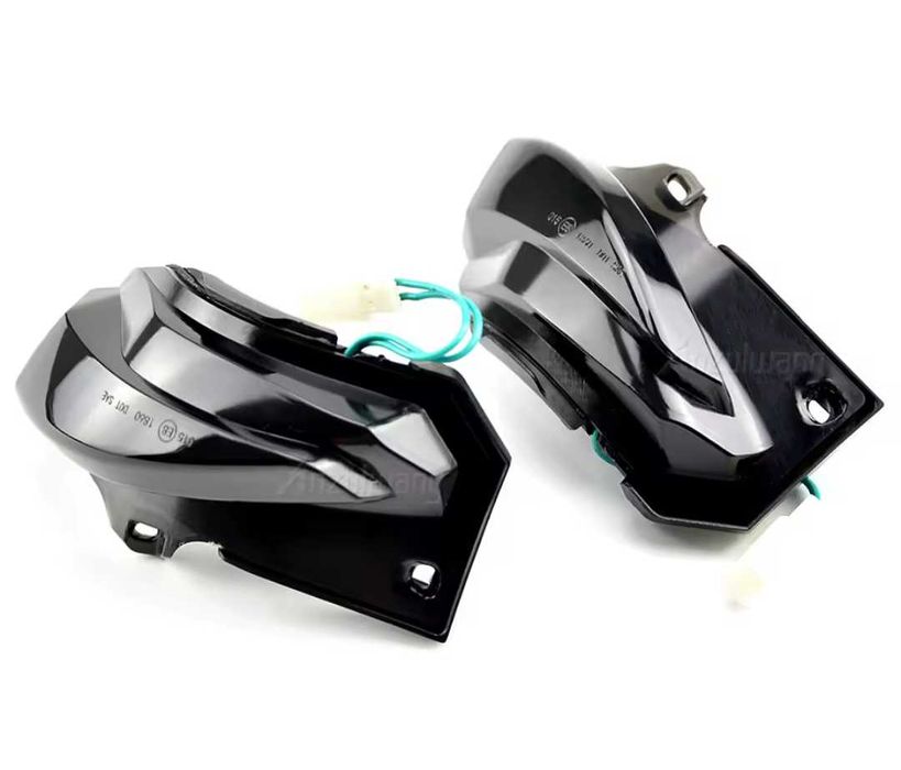 Динамични бягащи мигачи за огледалата за Тойота Toyota Corolla Yaris