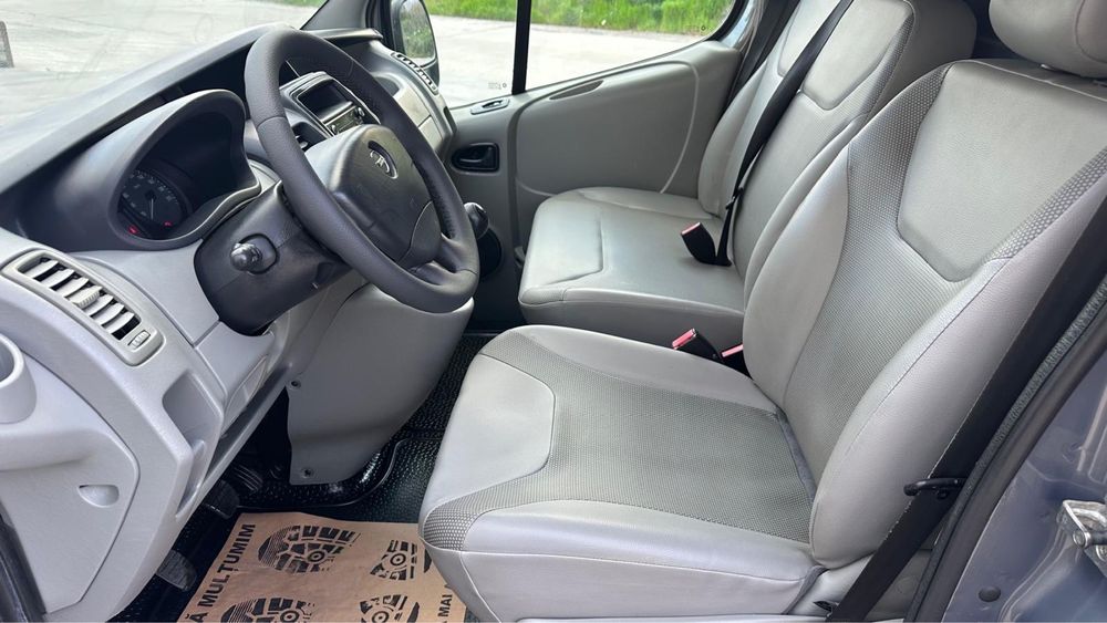 Opel Vivaro 2.0dci 2014 aer conditionat
