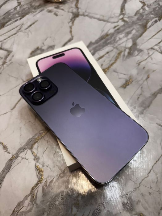 Продам айфон 14 про мах