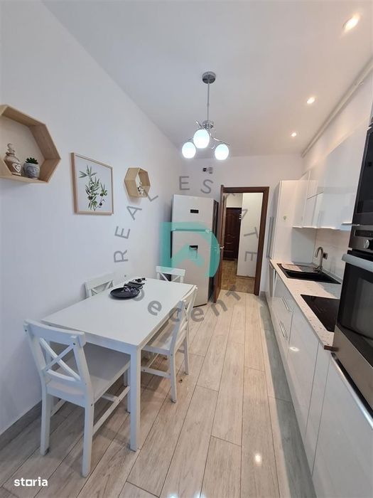Apartament 2 camere Tractorul, 79mp., Brasov
