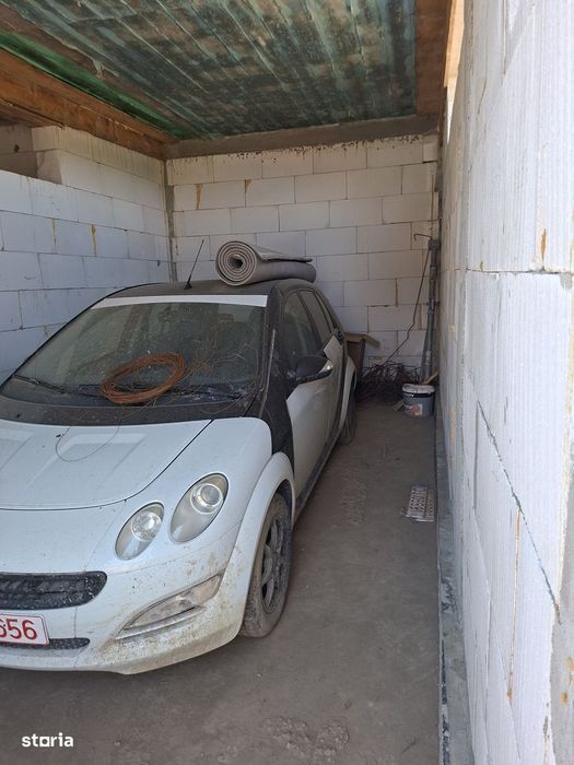 Casă, aeroport (str.Aviatorilor)