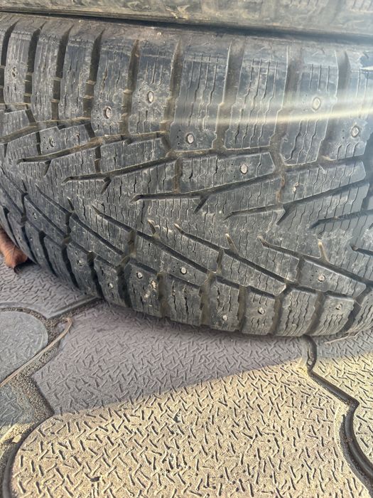 Шины 285 / 60 R18