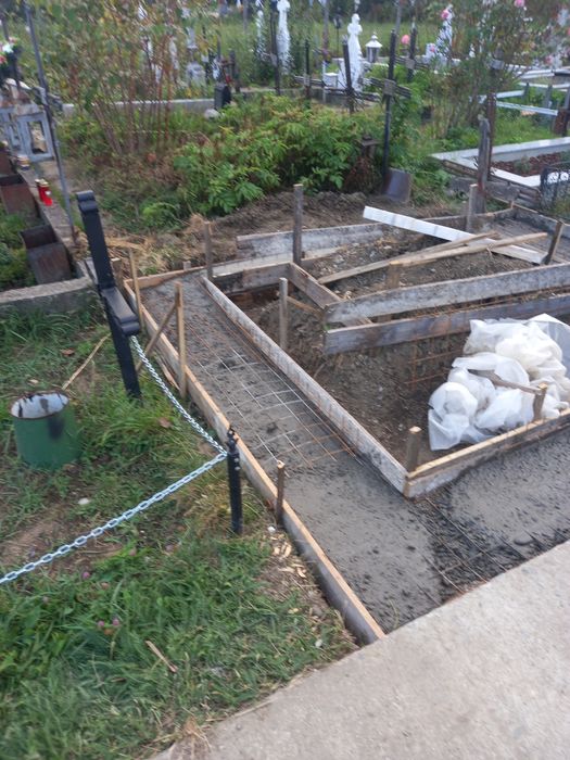 Morminte ,locuri de veci si amenajări interioare