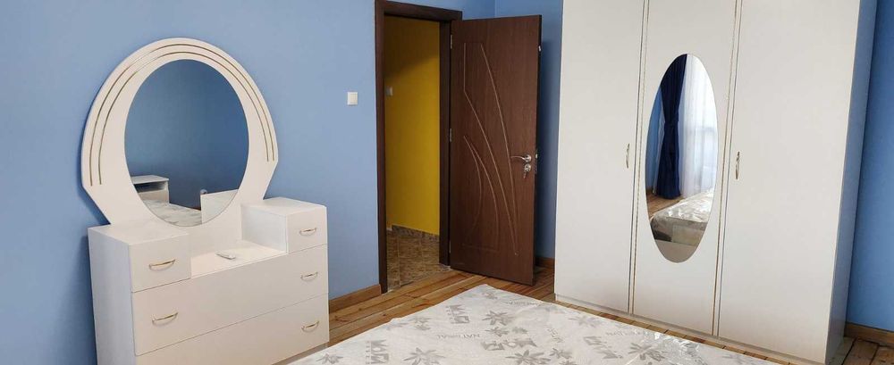 Дава се под наем Двустаен апартамент в Перник, Център - 65 кв.м за 382.5 € - Снимка #12