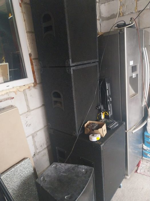 Vând doua boxe mari