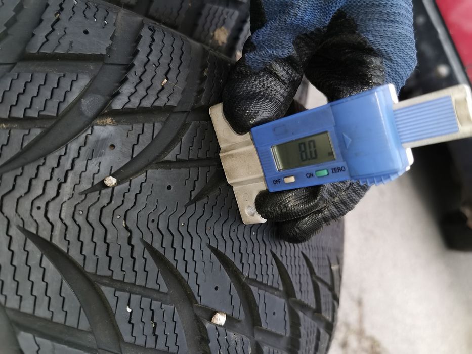 Blacklion 4бр 215 60 17