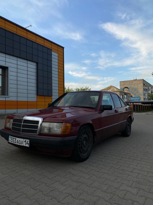 Продам мерседес 190