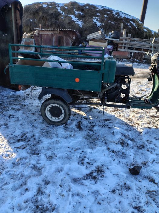 Продам мотоцикл -муравей 250 кубовый.