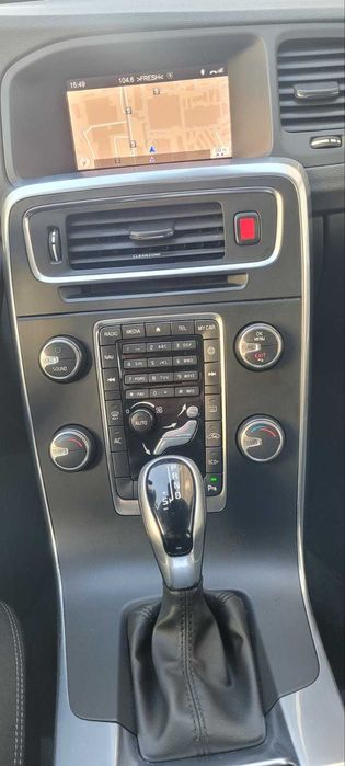 Volvo V60 2.0 гаражна