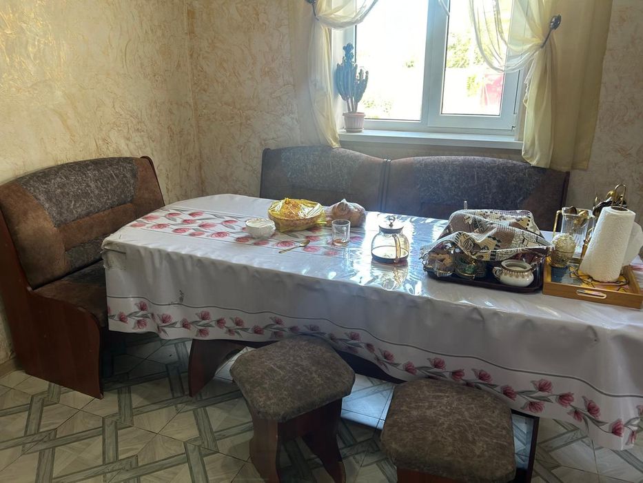 Кухонный мебель стол со стульями