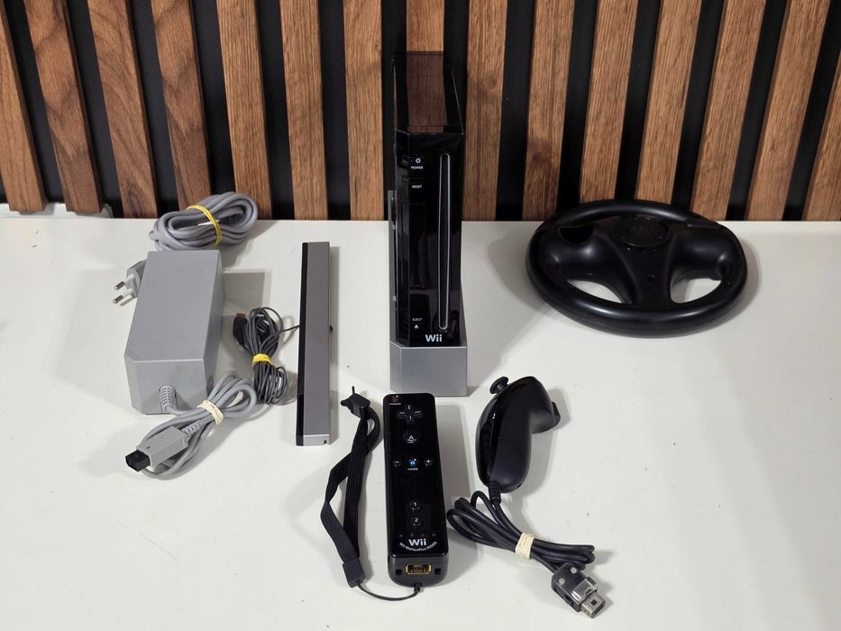 Nintendo Wii negru complet + MotionPlus Inside