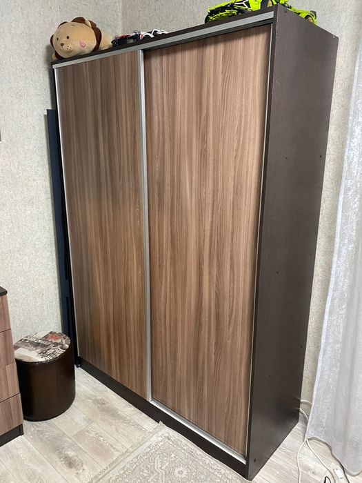 Продам шкаф для одежды