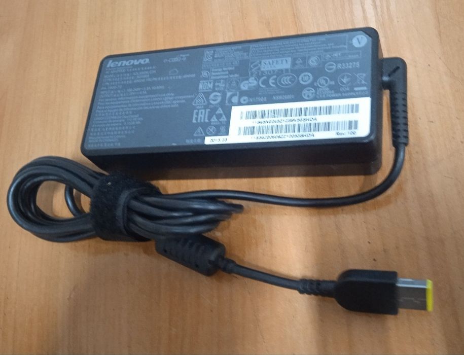 Новый блок питания для ноутбука Lenovo