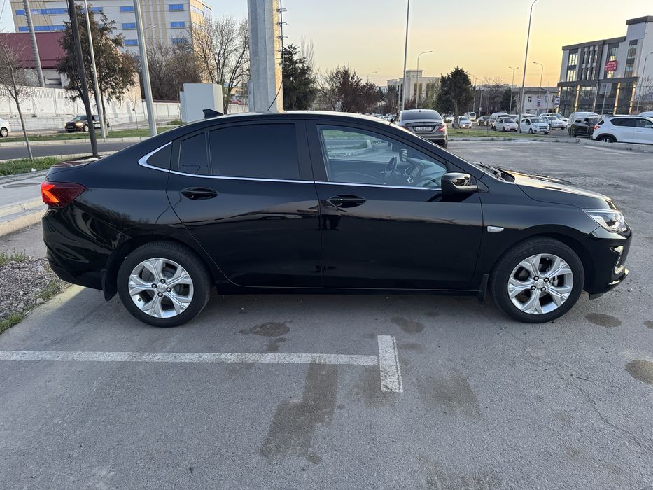 ONIX Premier 1.2 TURBO At (Euro)