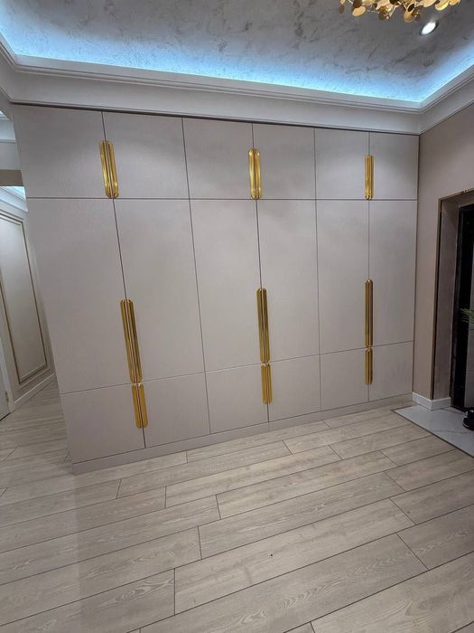 Новостройка 3х-комн квартира на Махтумкули 80квм Ор.:Макро IT park