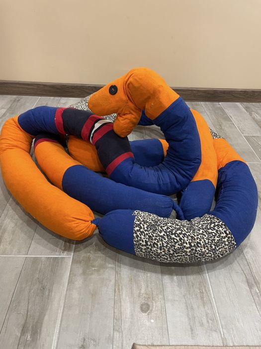 Текстилна змия за детски кът