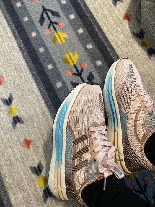 Vand adidasi alergare 36